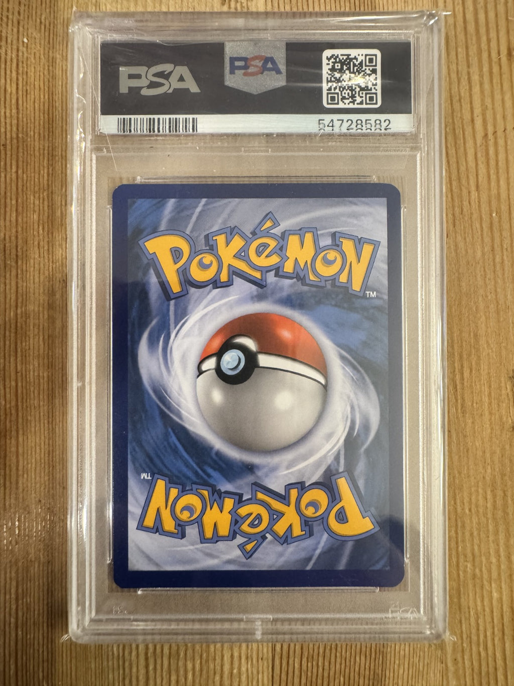 Toxapex GX Ultra Rare Holo SM - Guardians Rising 57/145 PSA 9